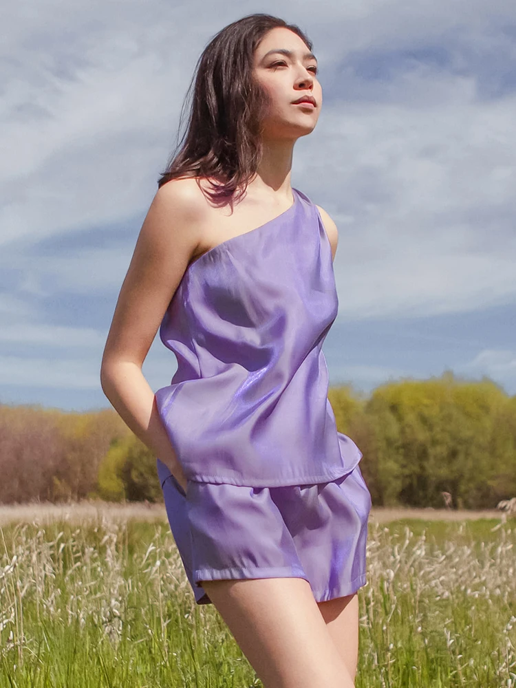 

Hiloc 2022 фиолетовая блестящая женская пижама, пикантная Пижама с воротником-лодочкой, Женская домашняя одежда без рукавов, летние шорты с карм...