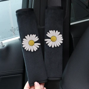 Car seat belt anti-wear cover, safety belt, extended shoulder pad, cute cartoon car interior decorations, general four seasons