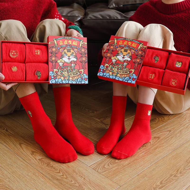 

Мужские хлопковые носки, женские носки средней длины, красные пикантные новогодние носки с вышивкой злодей, Подарочная коробка, праздничные Свадебные парные носки
