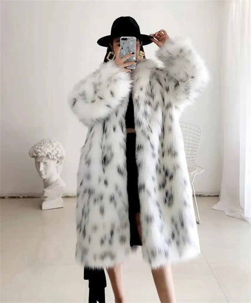 Women's winter new hot fur trench coat street Instagram influencer with the same fashion personality in the long fox fur coat