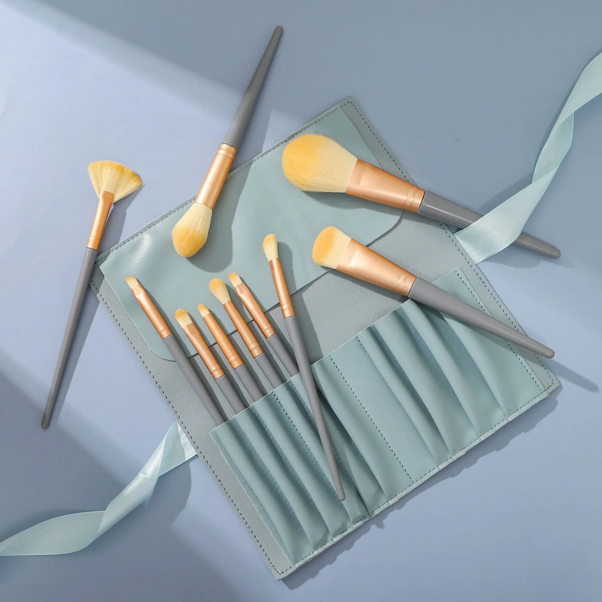 Набор кистей для макияжа с пятнами от производителя 10 синих мостов Сверхмягкие