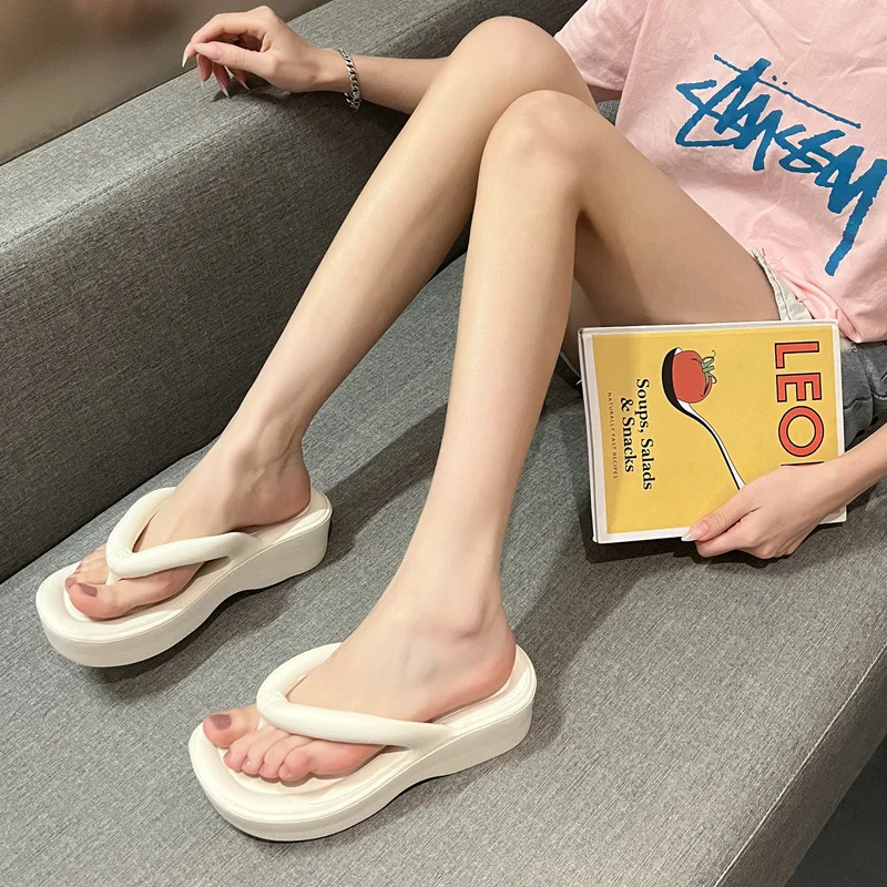 Women Fashion White EVA Flatform Flip Flops Thick-soled 2023 Summer Leisure Beach Slippers Simple Outdoor Slides Soft Sandals