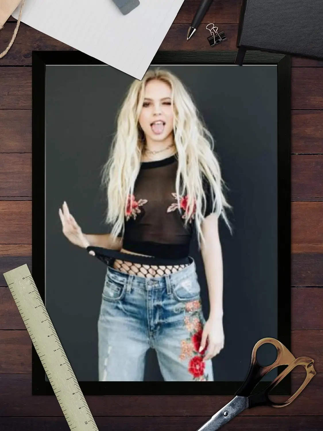 Художественный постер Jordyn Jones