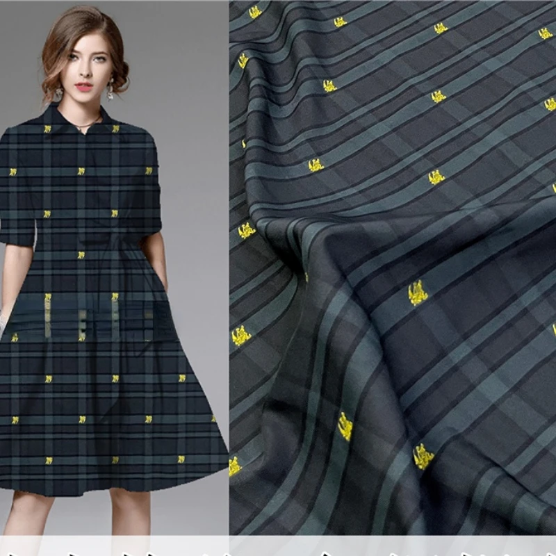 

European and American elegant three-dimensional yarn-dyed plaid jacquard dress suit jacket fashion fabric dark pattern fabric