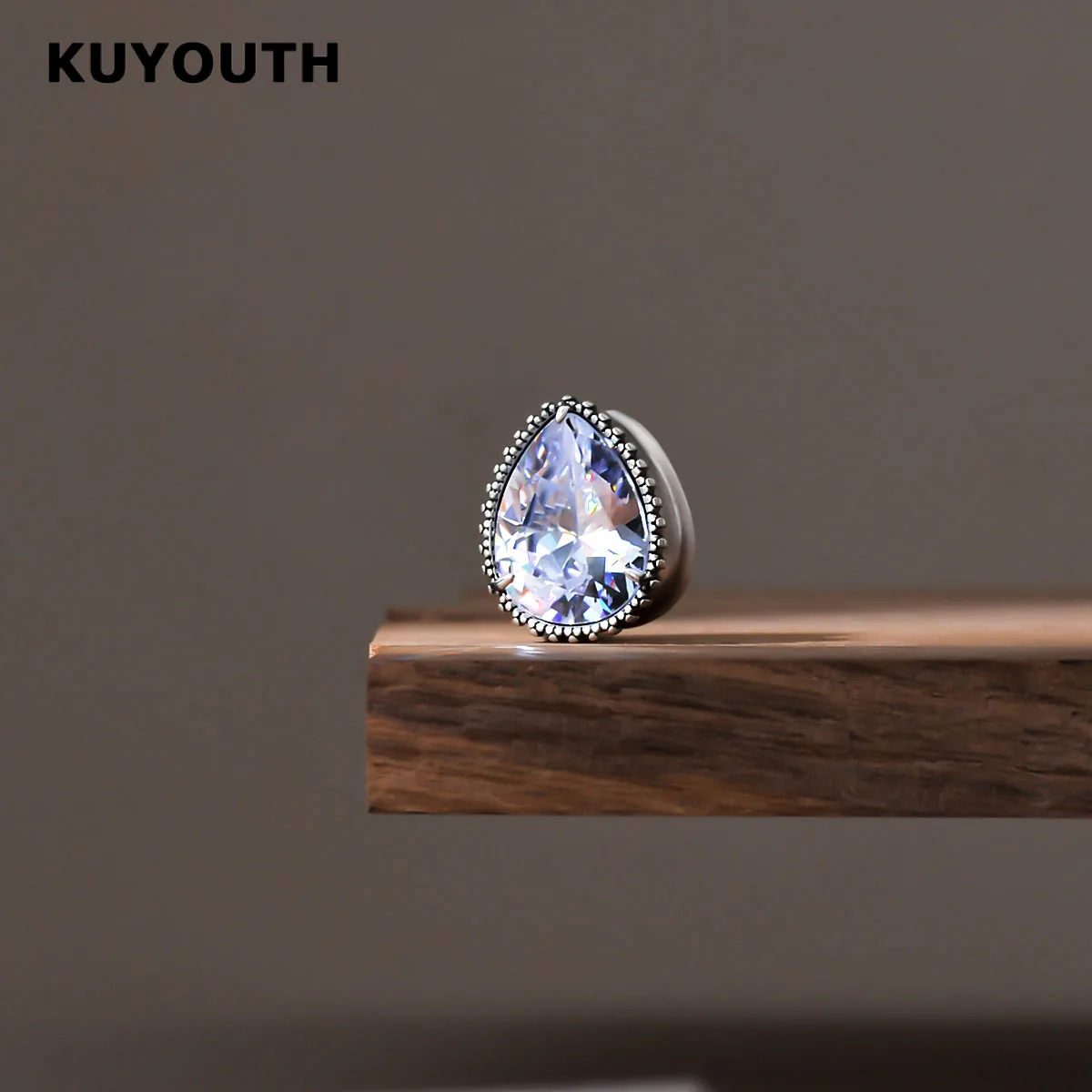 Фото KUYOUTH модные медные расширители в форме капли с цирконом, ушные туннельные заглушечки, мерные штампы, серьги для пирсинга, ювелирные изделия, 2 шт. №3