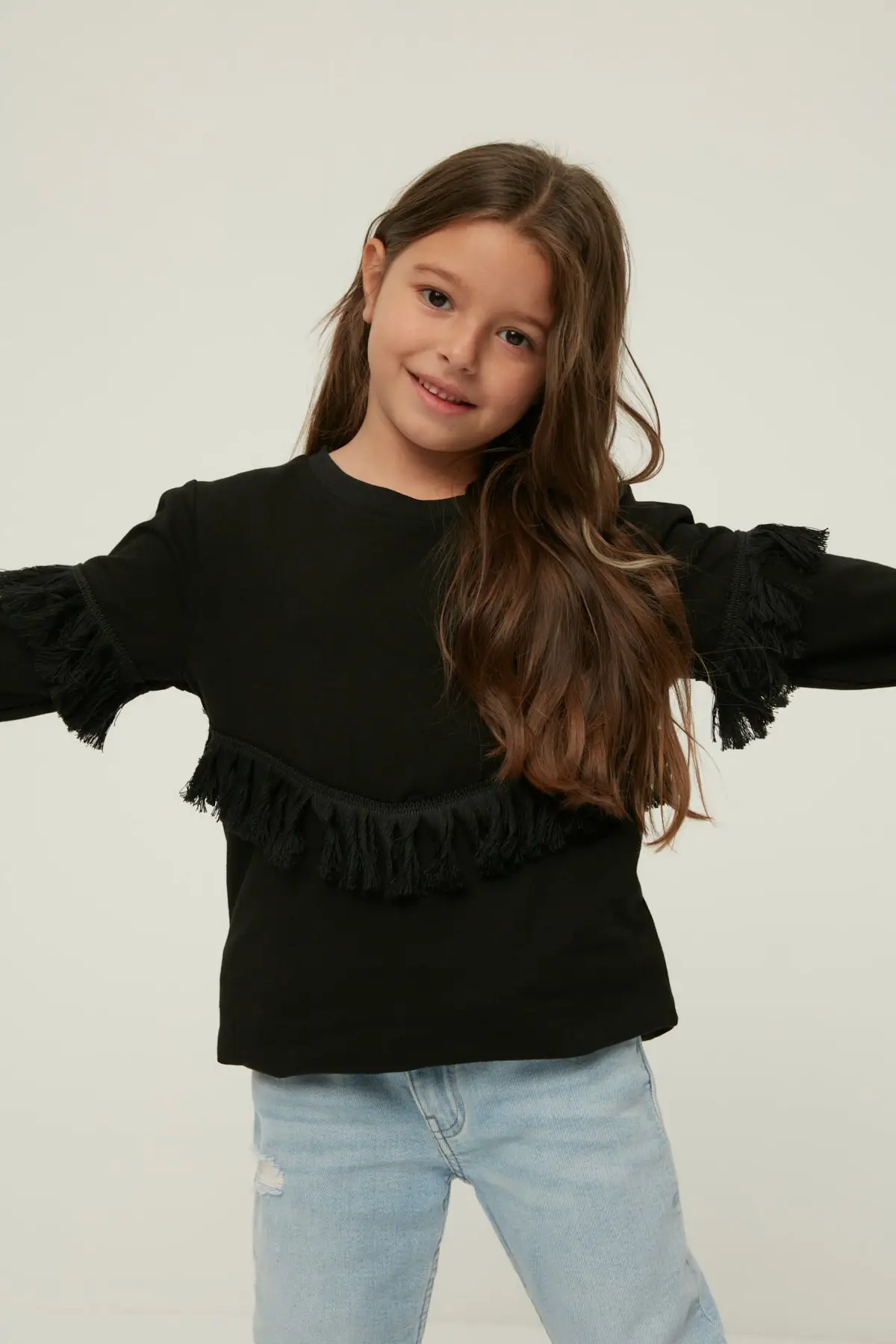 

Женская трикотажная облегающая футболка с кисточками TKDAW22TS0170