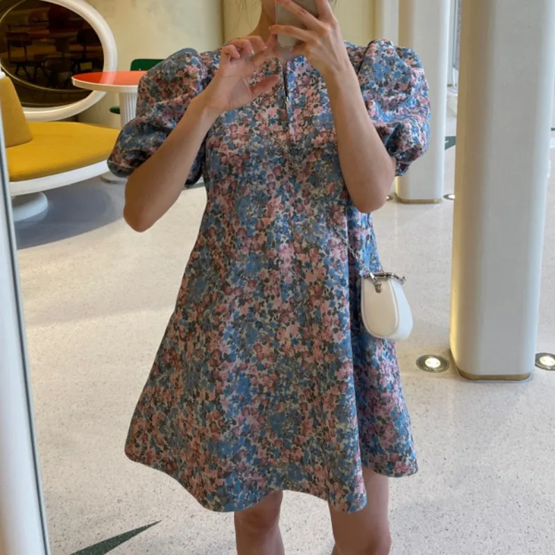 

South Korea Dongdaemun ins round neck A word big swing zipper neckline short bubble sleeve full screen floral dress summer