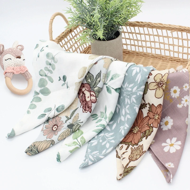 

Мягкий нагрудник для младенцев, бандана, слюнявчик для младенцев от 0 до 1 года, полотенце из ткани для прорезывания зубов и пота, высоковпиты...