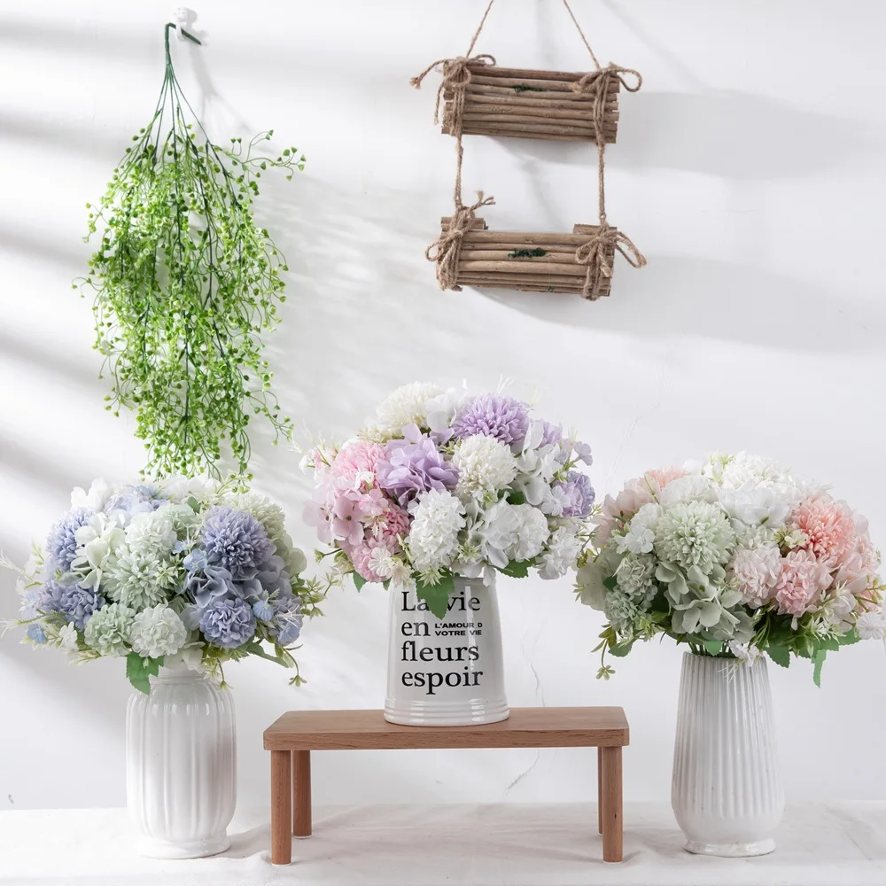 

Home Party Decoration 5 Heads Dandelion Hydrangea Bouquet Artificial Florals for Event Background Decor Bride Wedding Flowers