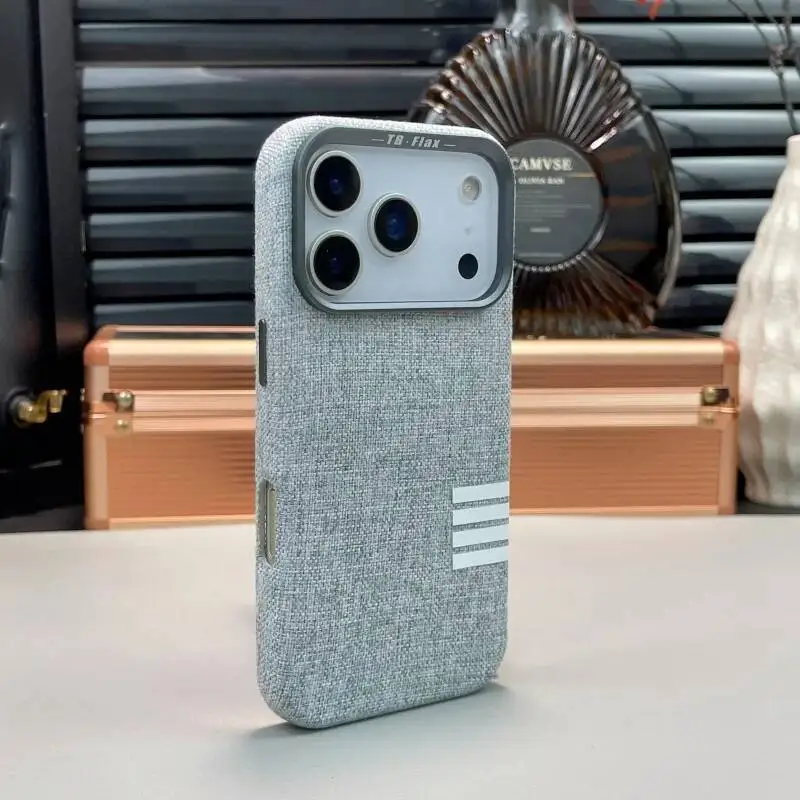 Фото Оригинальный чехол из льняной ткани Magsafe для Iphone 17, 16, 15, 14 Pro Max с беспроводной зарядкой, совместимый защитный чехол из сплава с объективом №1