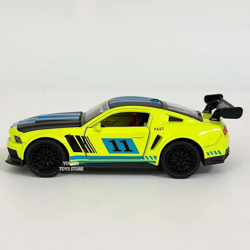 Модель спортивного автомобиля 1:36 из сплава модель игрушка детские декоративные