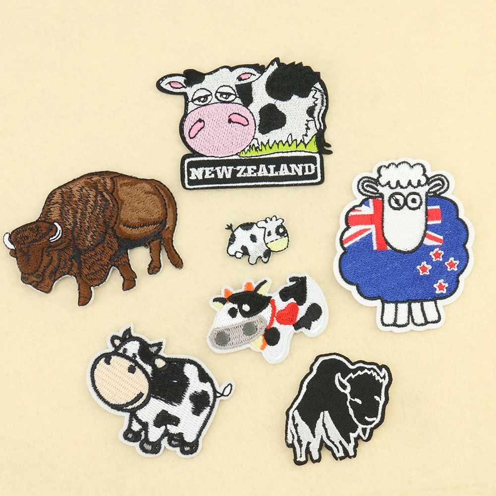 

5pcs Cartoon Dairy Cow Goat Yak Cloth Sticker Embroidery Animal Decals Ironing Patch DIY Clothing Sewing Ornament