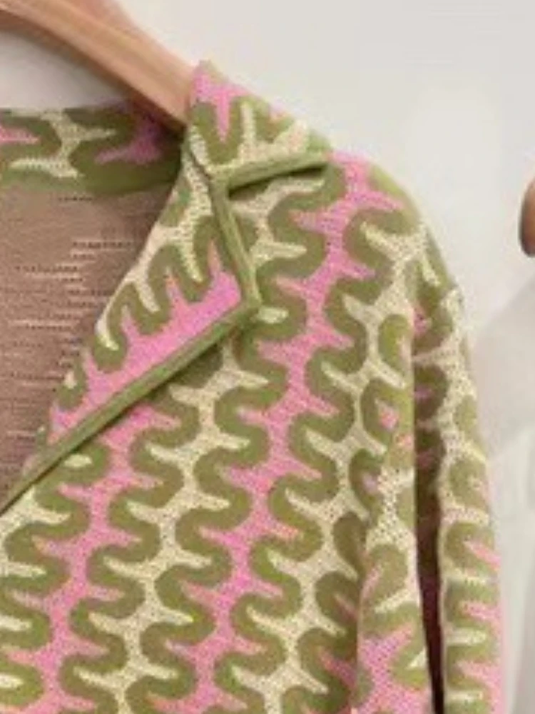 

2023 Summer New Mixed Color Lapel Knitted Top/ Trousers Women