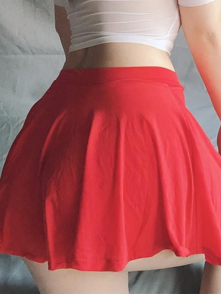 Интернеттегі шеңбердегі порно әйелі