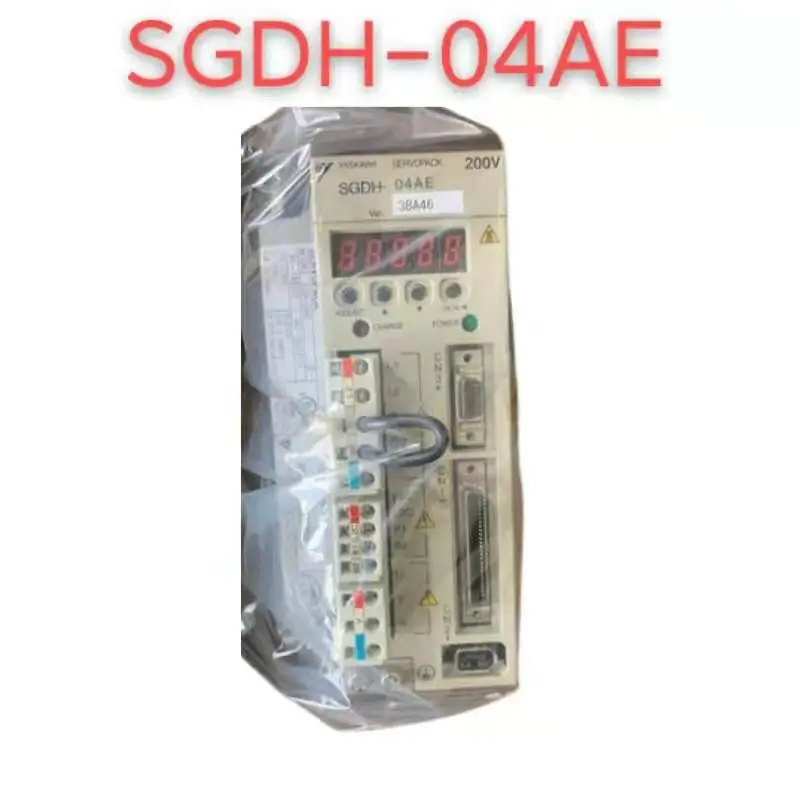 Оригинальный Новый SGDH-04AE Сервоусилитель для станка с ЧПУ