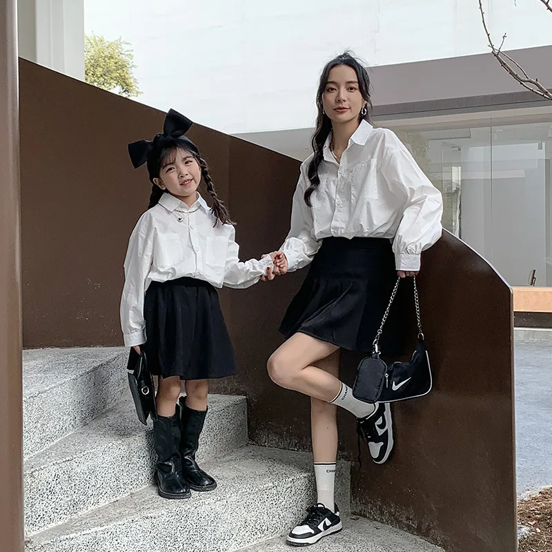 Family Matching Outfits Mother KidsWhite Long-sleeved Shirt Spring and Summer Thin Korean Version Shirt Family Look enlarge