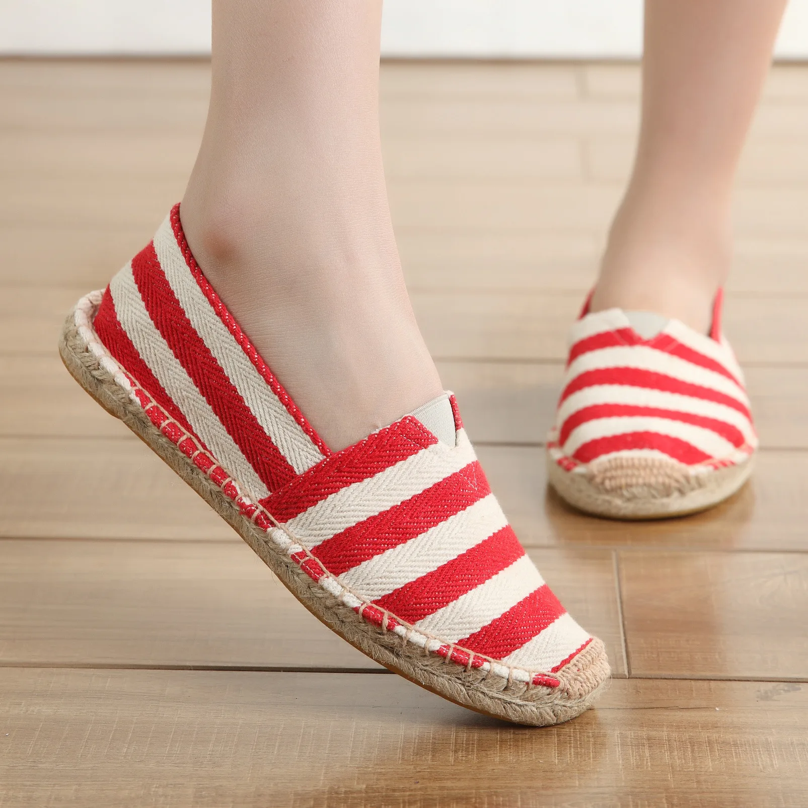 

Shoes Woman 2022 Slip-on Casual Female Sneakers Pointed Toe Flats New Slip On Summer Dress Solid Lace-Up Rome Spring Fabric Basi