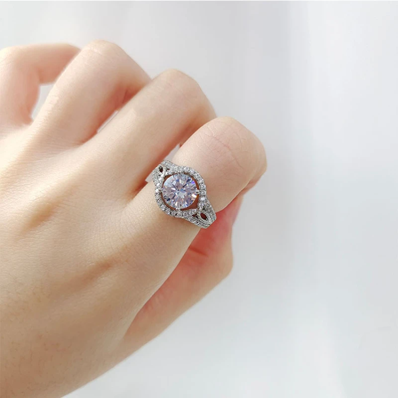 

Elegant Round Crystal Cross Intertwine Copper Ring Micro Paved Rhinestone Zircon for Women Party Wedding Cocktail Jewelry