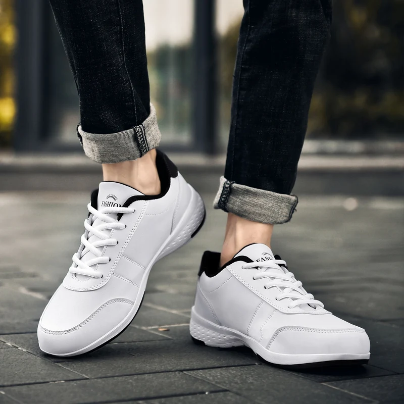 Luxury Men Casual Shoes 2023 New Leather Classic Lightweight Walking Male Shoes Lace Up Waterproof Low Help Men Footwear