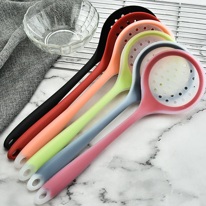 

1PC Food Grade Silicone Colander Shovel Strainers Spoon Colorful Kitchen Scoop Drainage Colanders Kitchen Gadget