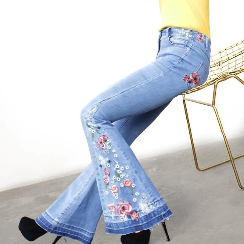 Фото Женские джинсы с вышивкой Horn Jeans, летняя новинка 2026 года, светлые, эластичные, с высокой талией, облегающие, тонкие, больших размеров, широкие брюки №1