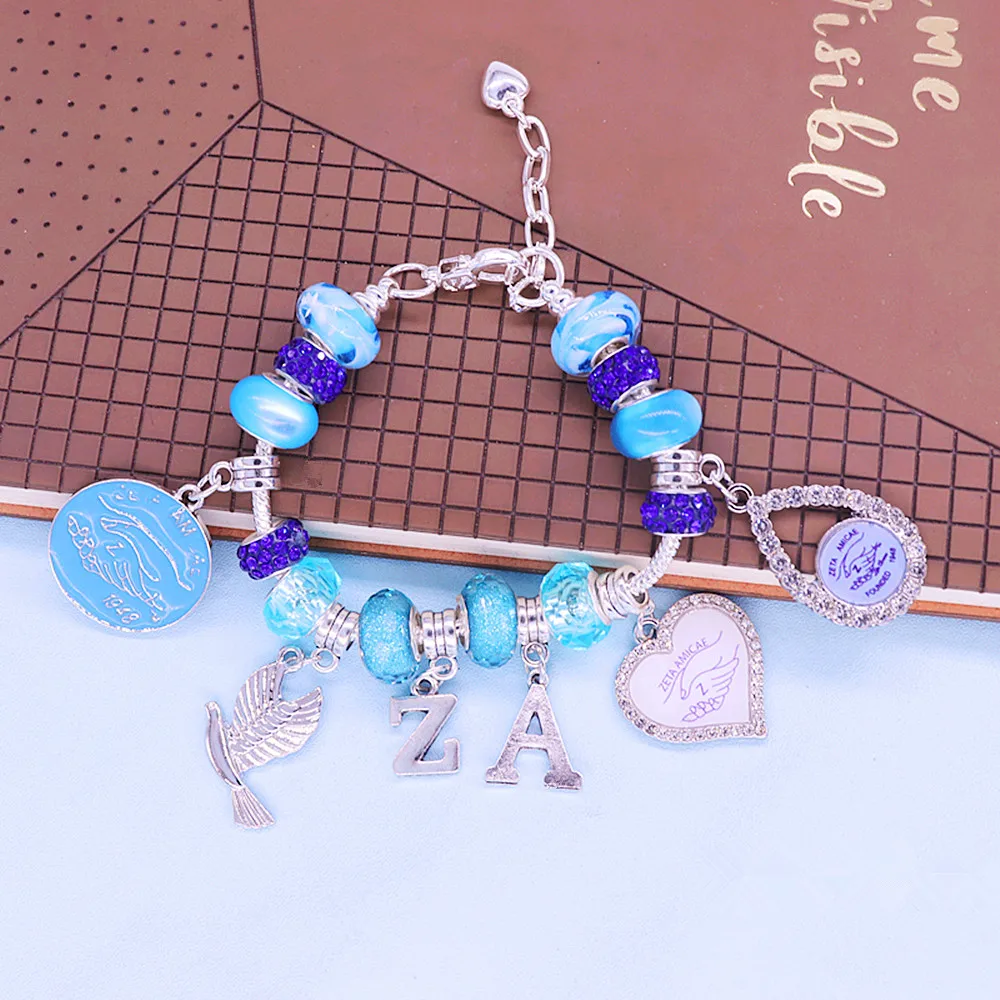 Браслет с удлинителем ZETA Amicae голубые бусины основанные на заказ греческие буквы