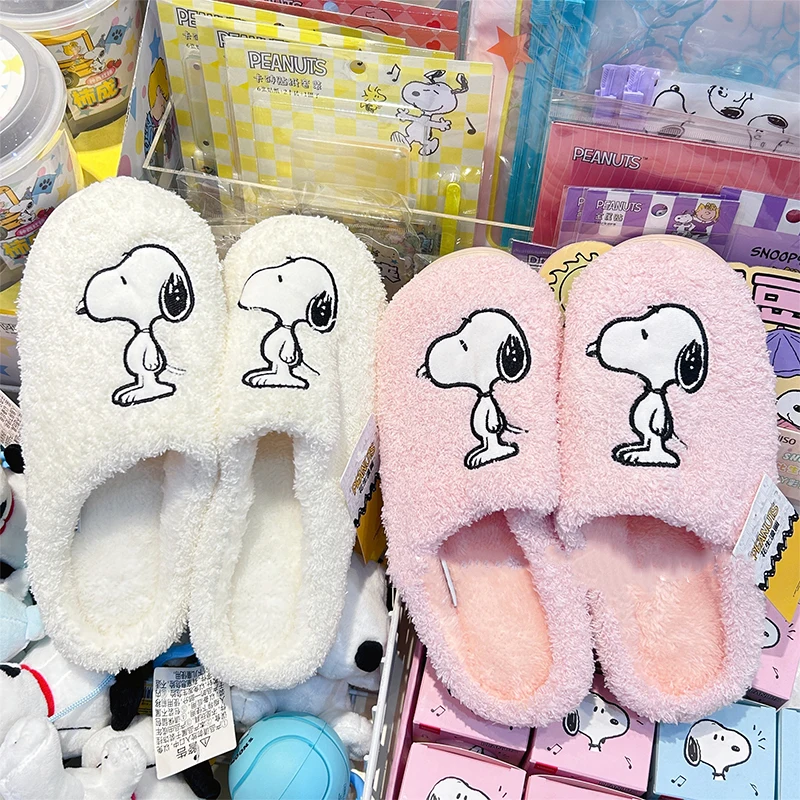 

MINISO Snoopy Плюшевые Милые забавные мужские и женские хлопковые тапочки Симпатичные Мультяшные домашние тапочки обувь
