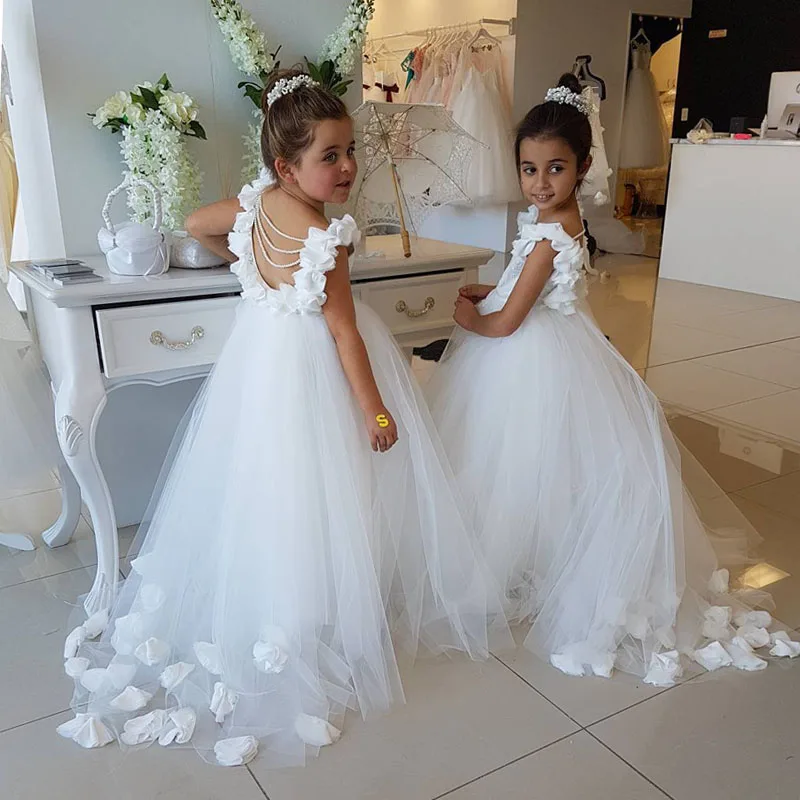 

Formal Lace Flowers Pearls Backless Kids Flower Girl Dresses For Wedding Sweep Train Girls Princess First Communion Gowns