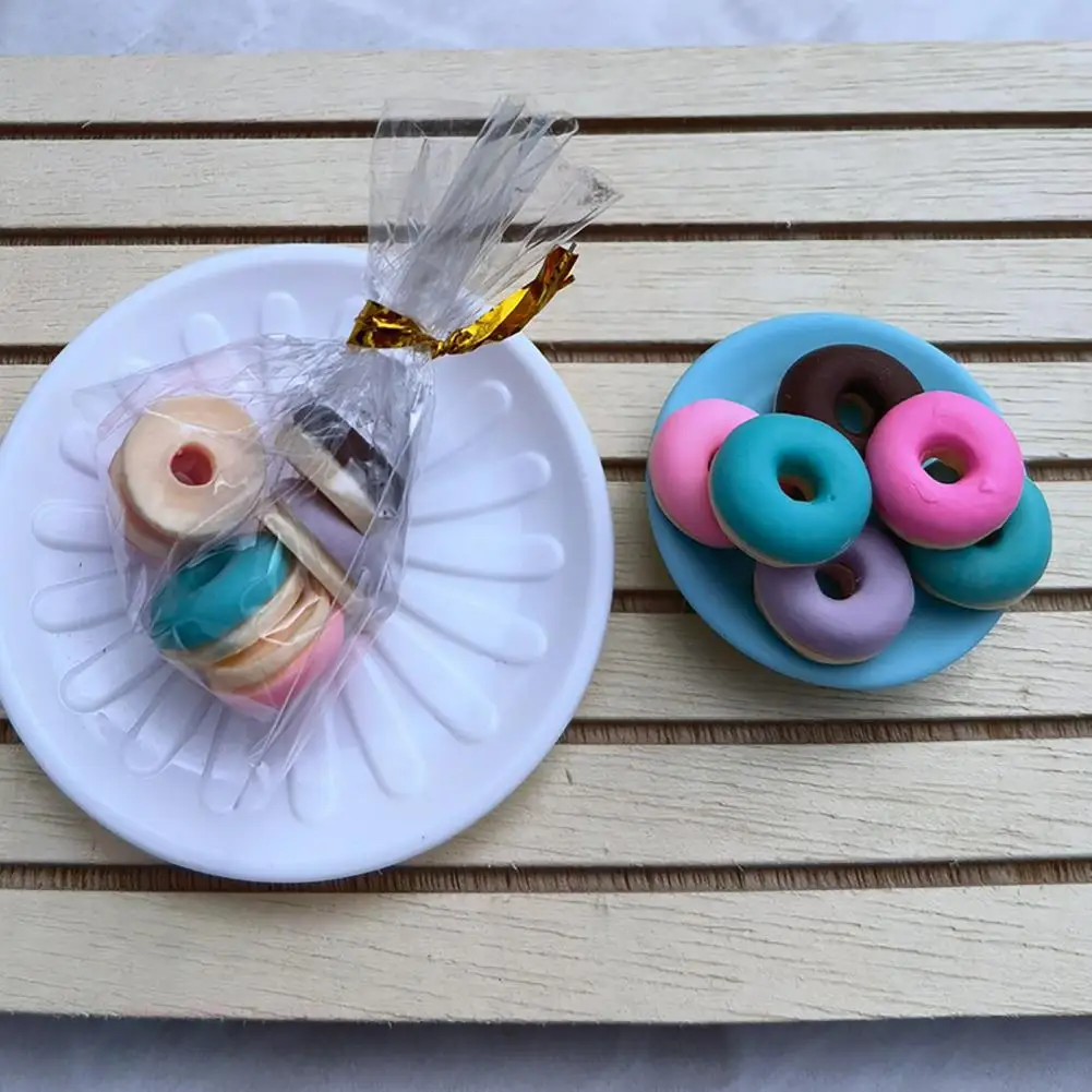 

6Pcs Doughnut Model Eye-catching Eco-friendly Three-dimensional Doll House Accessories Mini Doughnuts Doughnut Toy Decor