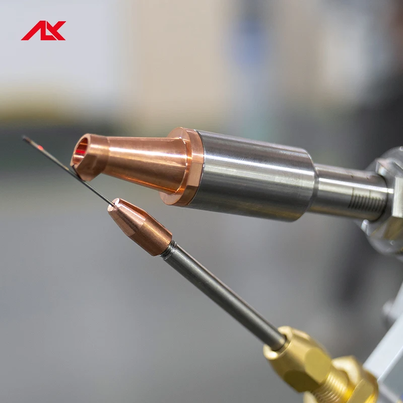 Ручная головка для лазерной сварки SUP20S с фидерными насадками