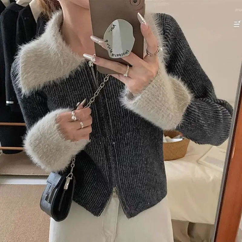 Женский вязаный пуловер с отложным воротником и длинными рукавами