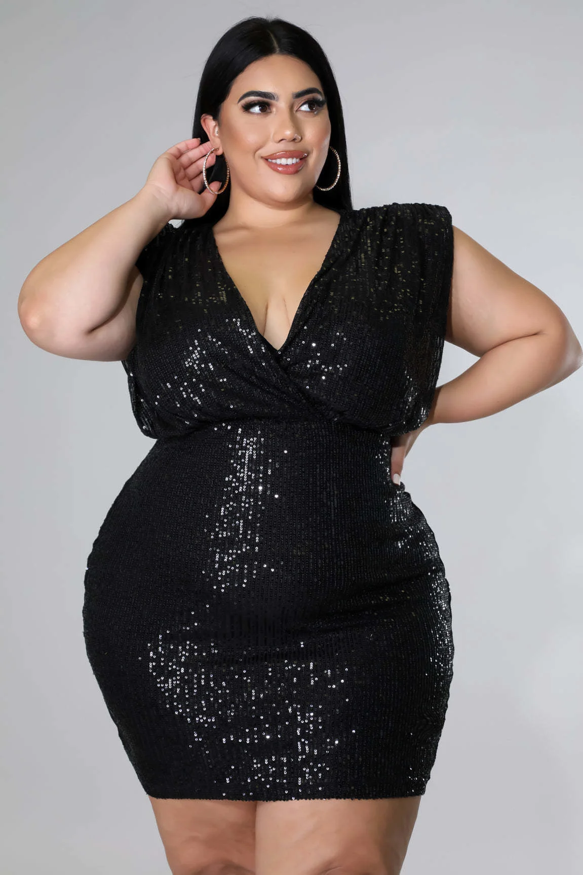 Woman's Plus Size Dresses Black Beaded Sexy Deep V Sleeveless Hip Wrap Skirt Lady Evening Party Dress Large Mini Sequin Clothes