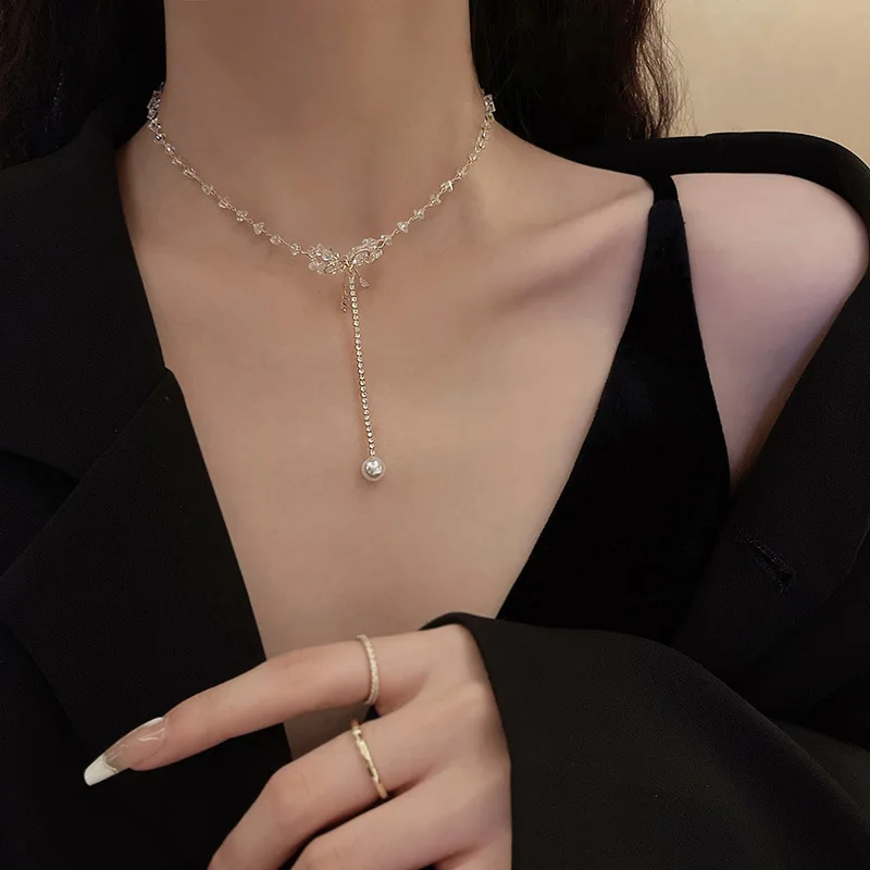 

Crystal Bow Pendant Necklace Women's Light Luxury Niche Fashion Trend Temperament Necklace Jewelry Metal Chain Pendant 2022 New