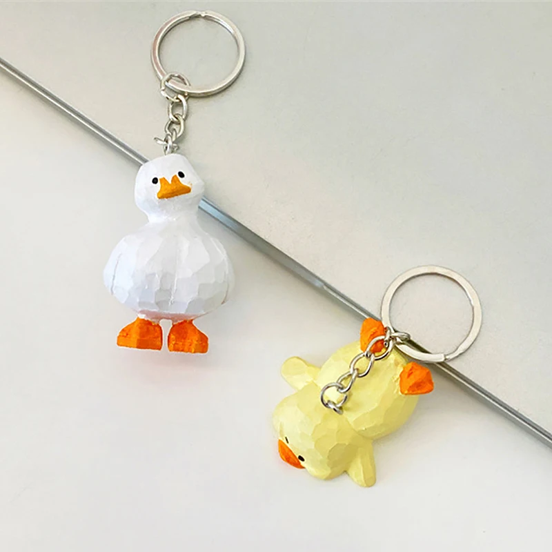 Брелок ручной работы с деревянной резьбой в виде кота милый деревянный