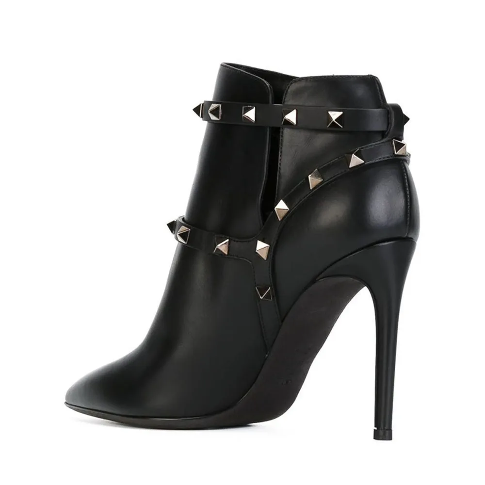 Женские ботильоны с заклепками на высоком каблуке острым носком