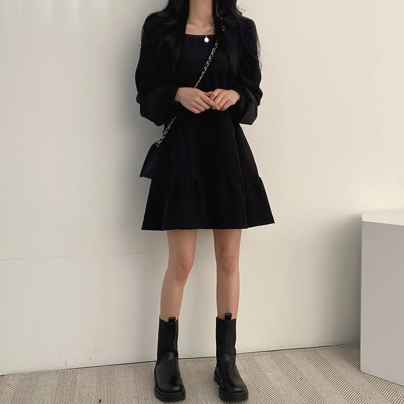 Женские платья с длинным рукавом однотонные нежные стильные платья-трапеции в