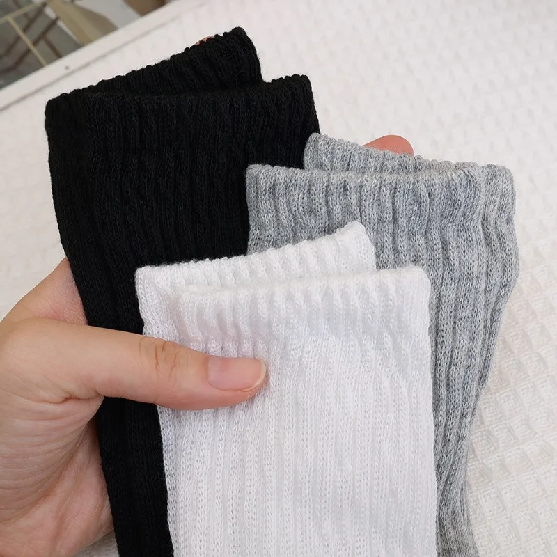 Женские носки черно-белые высококачественные средней длины с ворсом весна-осень