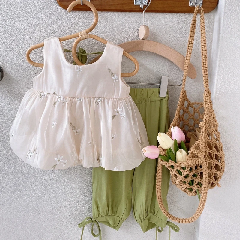 

2-8T Kids Clothes Fashion Girls Chiffon Sleeveless Top + Solid Pants 2pcs Embroidery Anti-mosquito Pants New Girls' Costume Sets