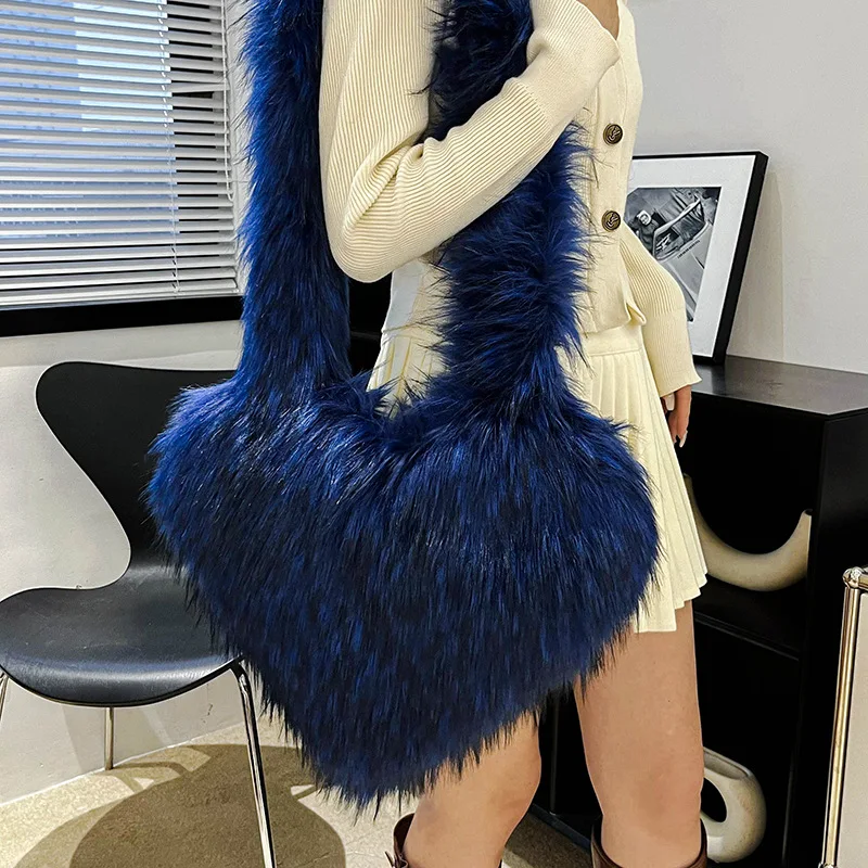 

Роскошные женские сумки через плечо в форме сердца, пушистые мягкие плюшевые брендовые дизайнерские тоуты конфетных цветов