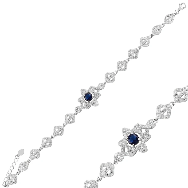 

Серебряный браслет с искусственным цирконием