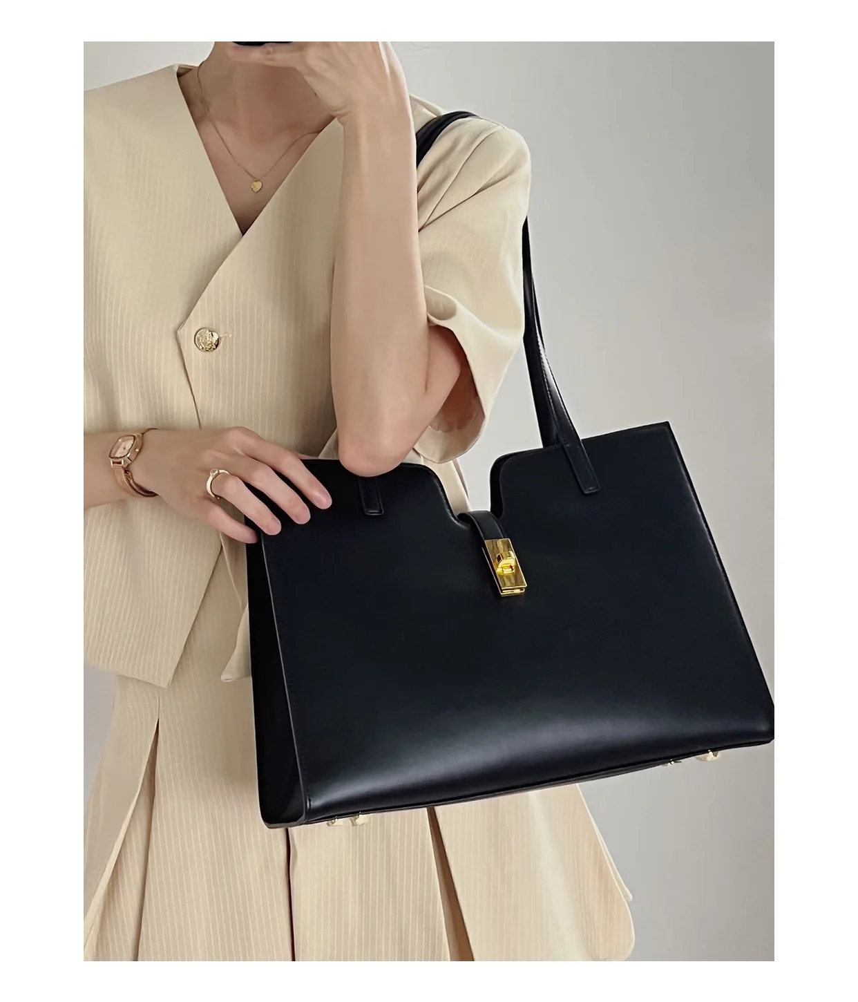 Cowhide tote bag female casual commuter bag hundred with large capacity briefcase ins wind single shoulder armpit handbag