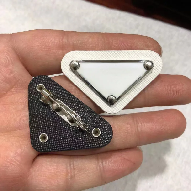 

2pcs Inverted Triangle Pin Badges Brooch Luxury Brand Logo Leather Patches for Clothing Decorative Sticker on Backpack T-Shirts