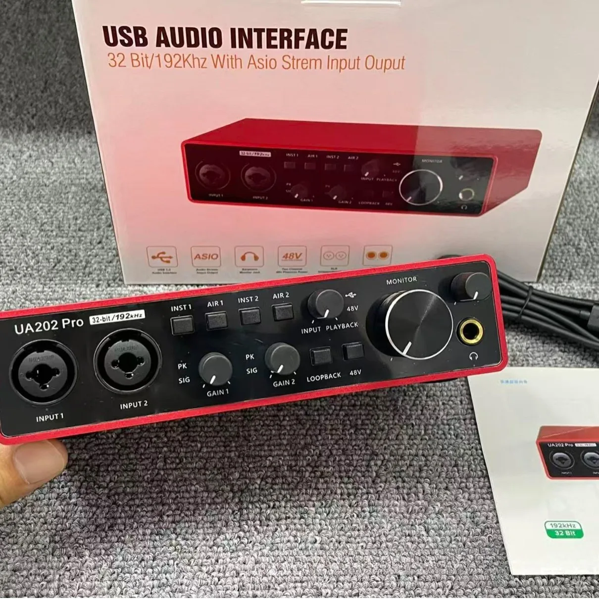 Фото Профессиональная звуковая карта UA202 Pro с USB-аудиоинтерфейсом и фантомным питанием 48В для живых выступлений, студийной записи и подкастов №2