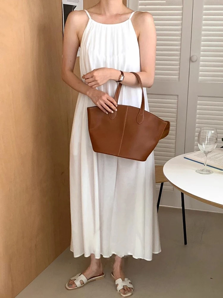 Женское плиссированное платье Clothland с открытой спиной на бретельках без рукавов