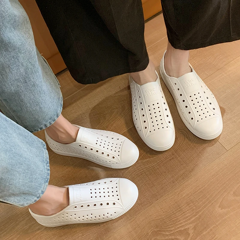 

2022 Summer Cave Shoes Women's Sandals Casual Beach Shoes Summer Breathable New Sandals Couple Shoes