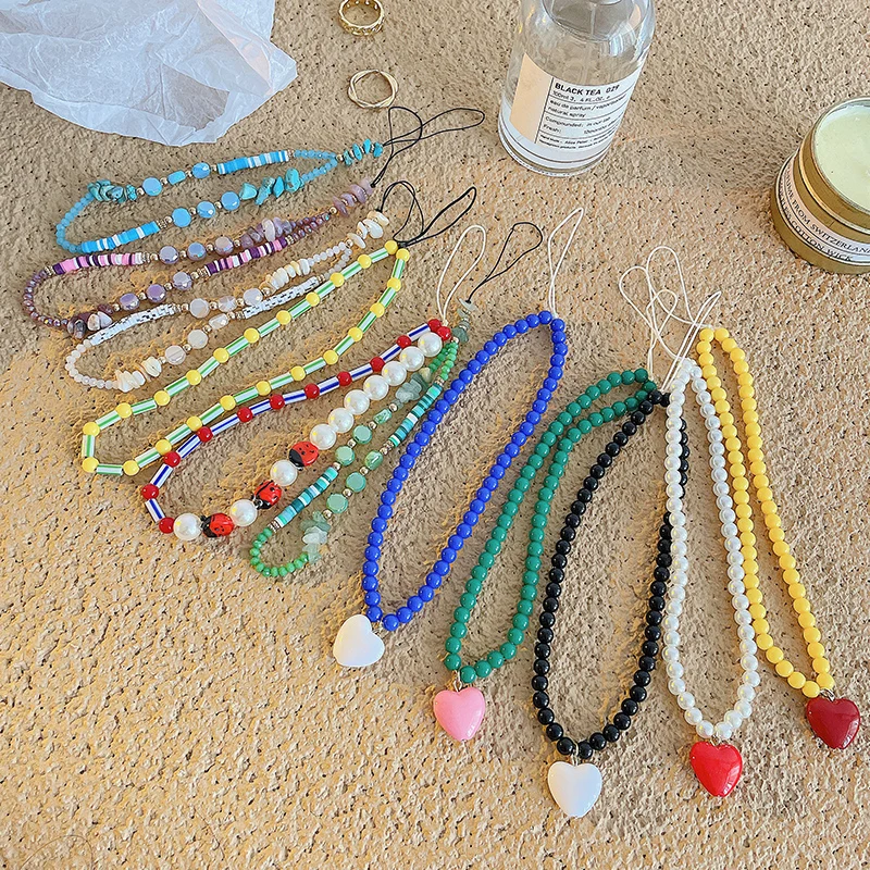 

Mobile Phone Lanyard Short Love Pendant Mobile Phone Case Universal Lanyard Keychain Handmade Lanyard Beaded Lanyard Wrist Chain