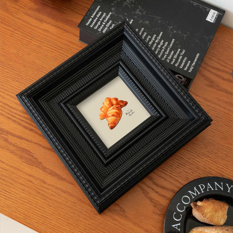 

Винтажная чёрная фоторамка А4