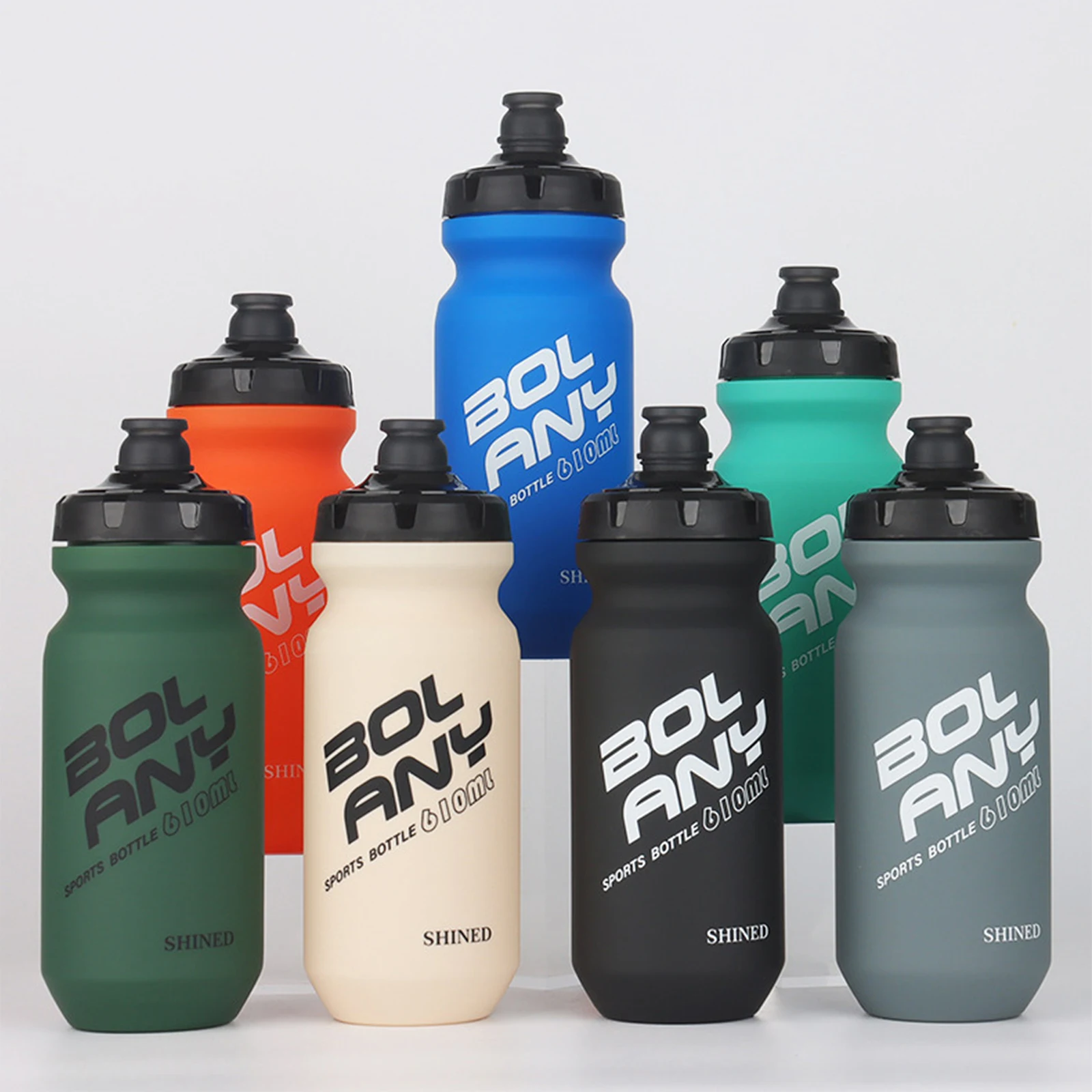 Спортивная бутылка для воды с силиконовым носиком 610 мл