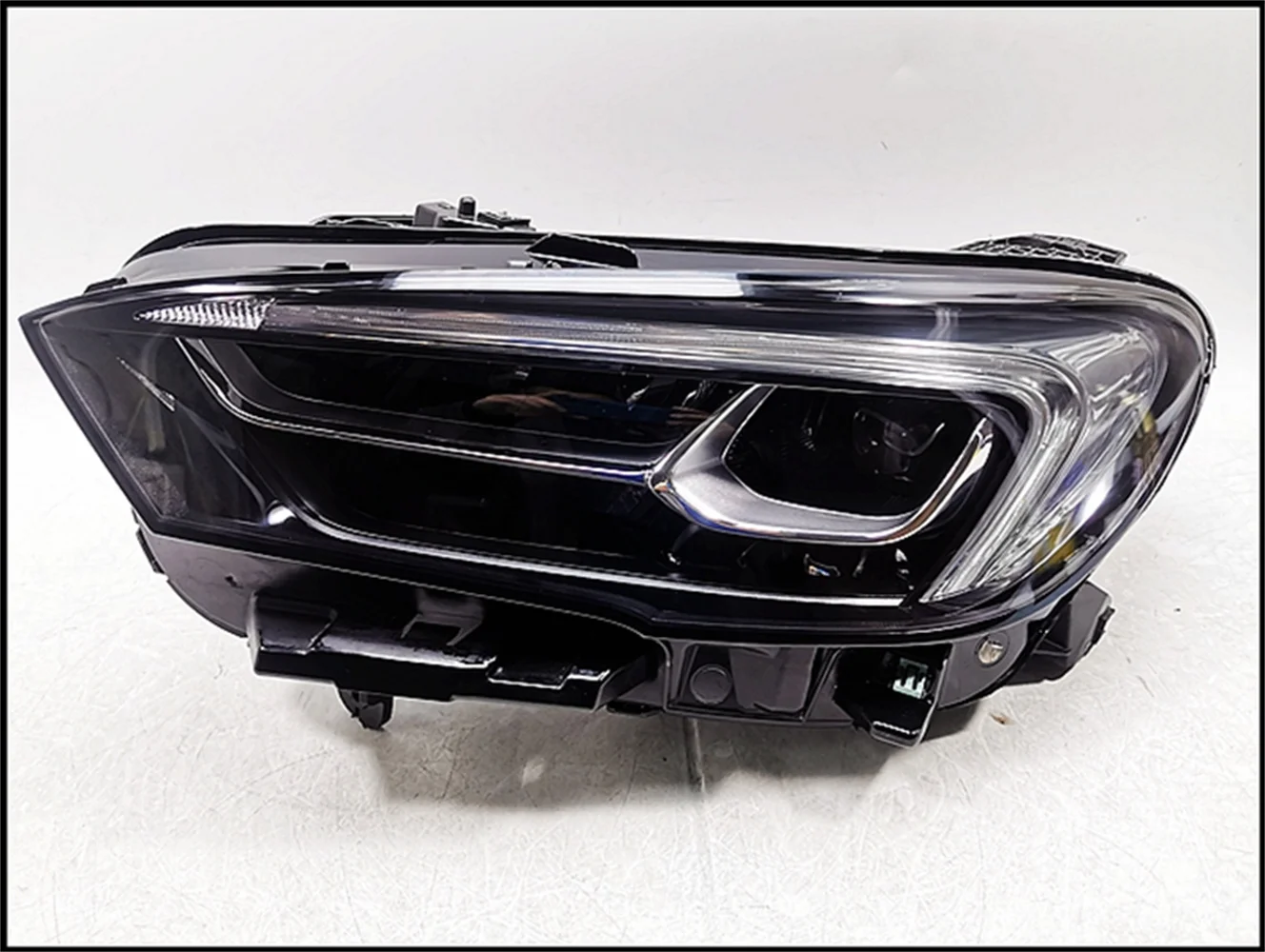 Фара бьюик энкор. Драйвер фары buick encore. Бьюик фары. "buick" "encore" "2019" pz. "buick" "encore" "2020" uv.