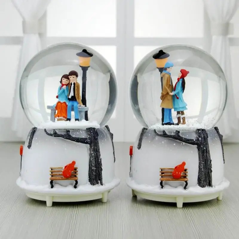 

Music Box Crystal Ball Beautiful Couple Snow GlobeMusical Crystal Ball Ornaments With Colorful Lights For Valentine's Day Gift